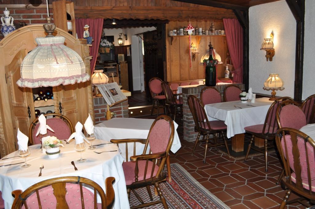 הנובר Hotel & Restaurant Bei Hoelzchen מראה חיצוני תמונה
