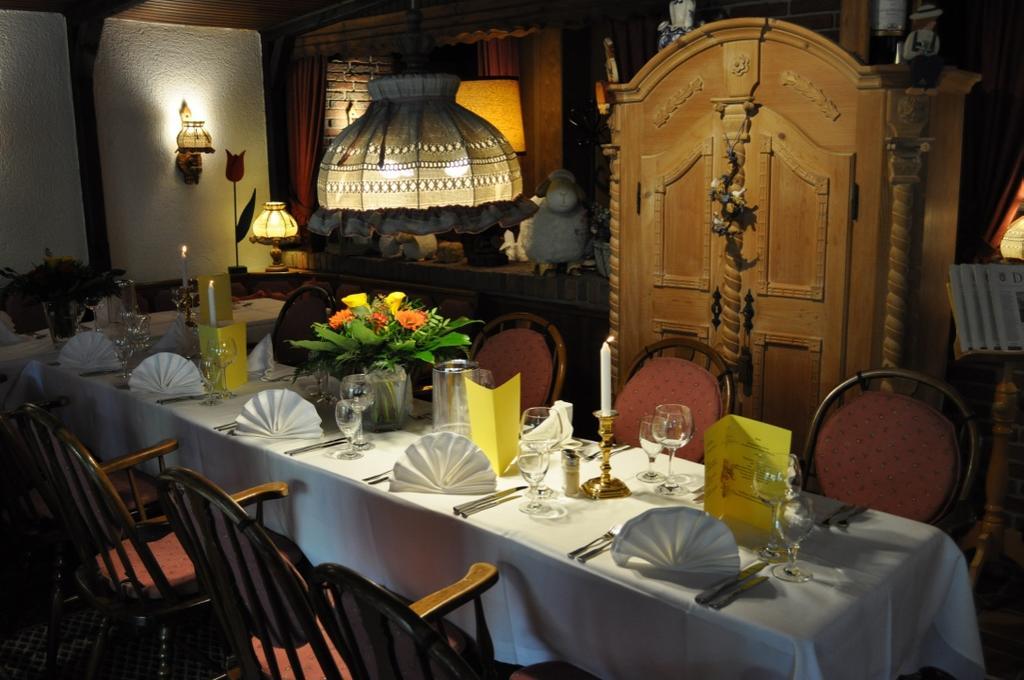 הנובר Hotel & Restaurant Bei Hoelzchen מראה חיצוני תמונה